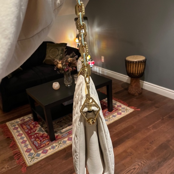 Louis Vuitton purse - Picture 6 of 10